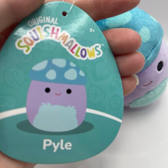 NWT Squishmallow 8" Pyle the Mushroom Clip - Picture 5 of 7